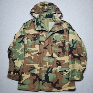 VINTAGE US Army M65 Field Jacket Medium Woodland Camo Cold Weather 90s DLA‎